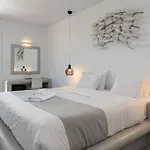 Sea View 3*