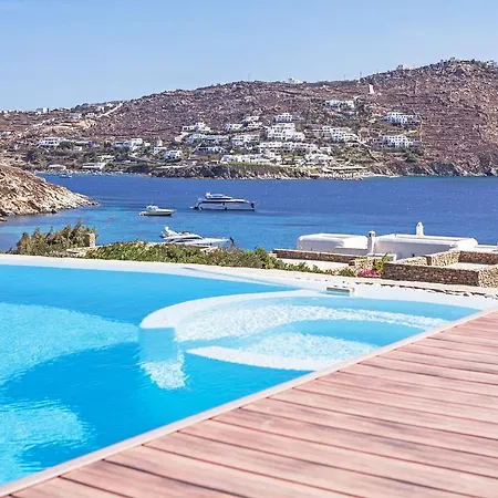 Sea View 3*