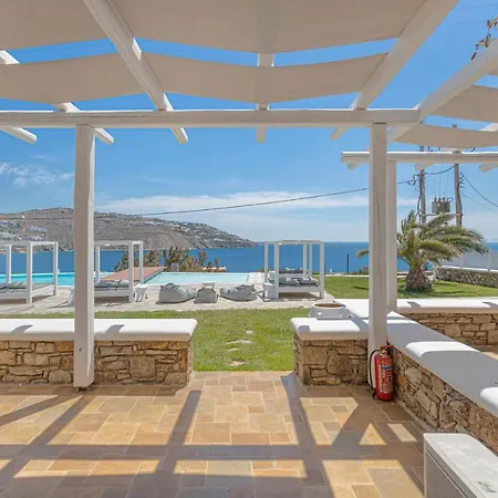 Sea View 3*